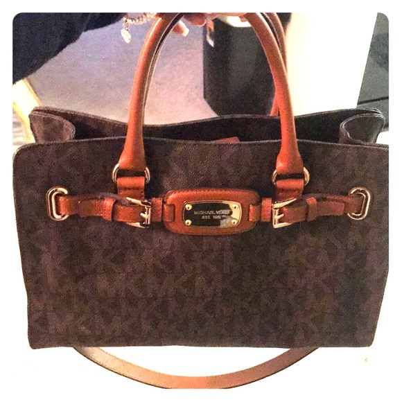 Michael Kors Handbags - Michael Kors Hamilton